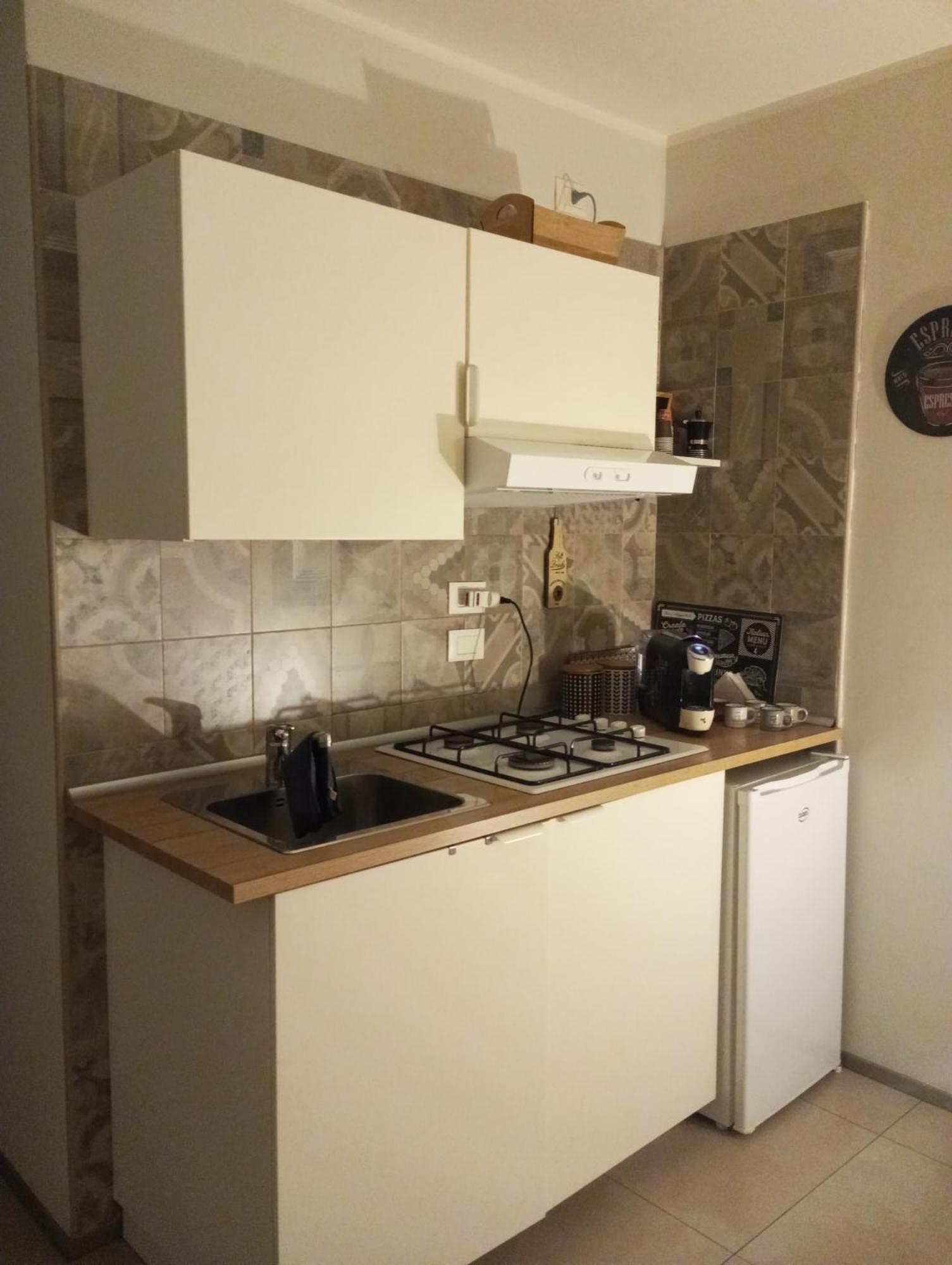 Holidaystudio Appartamento In Centro Salerno Exteriör bild